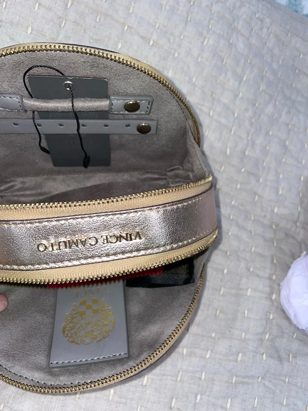 Vince Camuto Gold Leather Travel Jewelry & Cosmetics Bag NWT